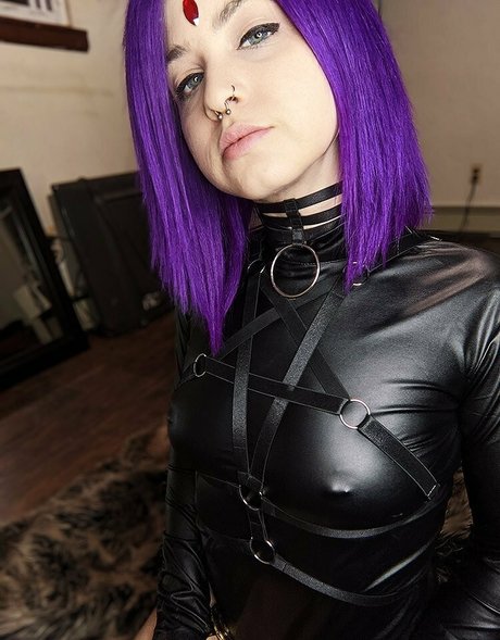 finaru model exclusive photo