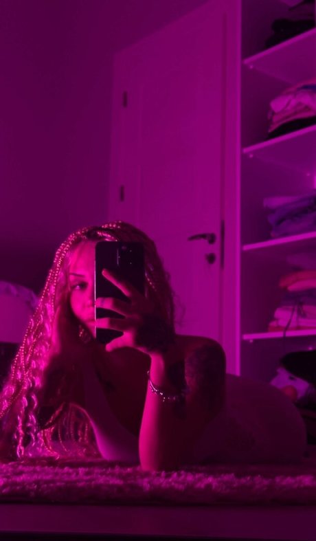 Elif Filyos model art photo