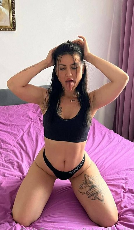 lola dazzle beautiful star galleries