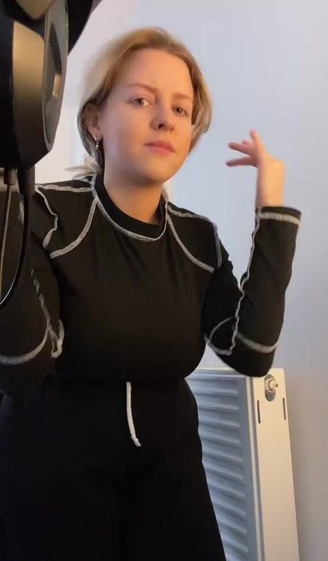 Amber Rose Brightman star nudes pics