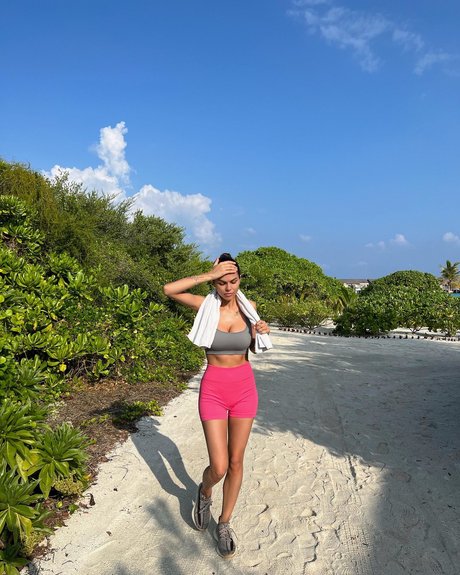 Viki odintcova beautiful actress pictures