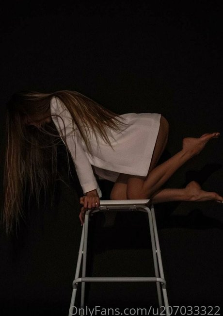 Dirtyelsa model nude gallery