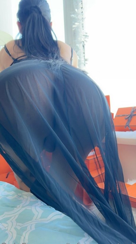 ebony pussy onlyfans top picture