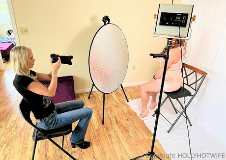 hollyhotwife star sexy pic