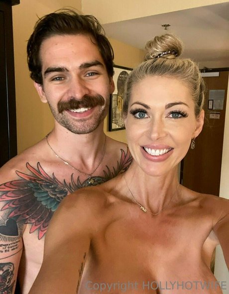 hollyhotwife star pornographic galleries