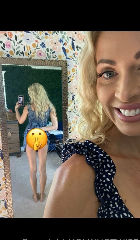 hollyhotwife hot actress pictures