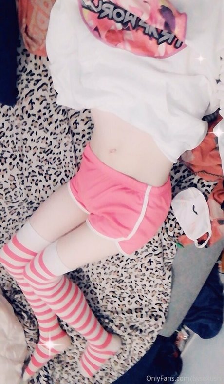 emster6969 beautiful model picture