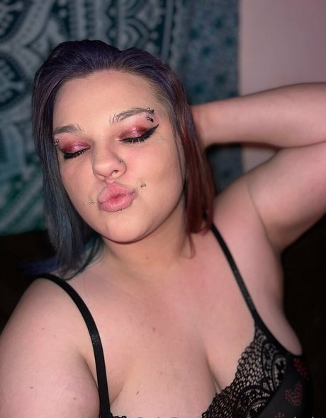 onlyskyyla star hd photos