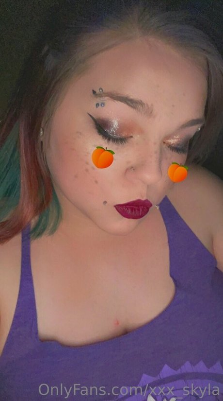 onlyskyyla pornographic actress picture