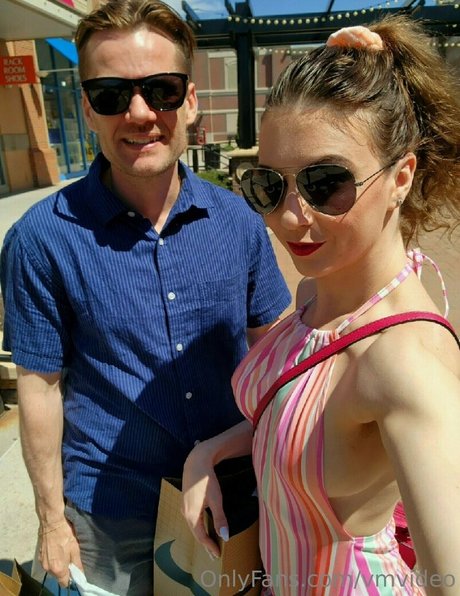 vmvideo model high quality photos