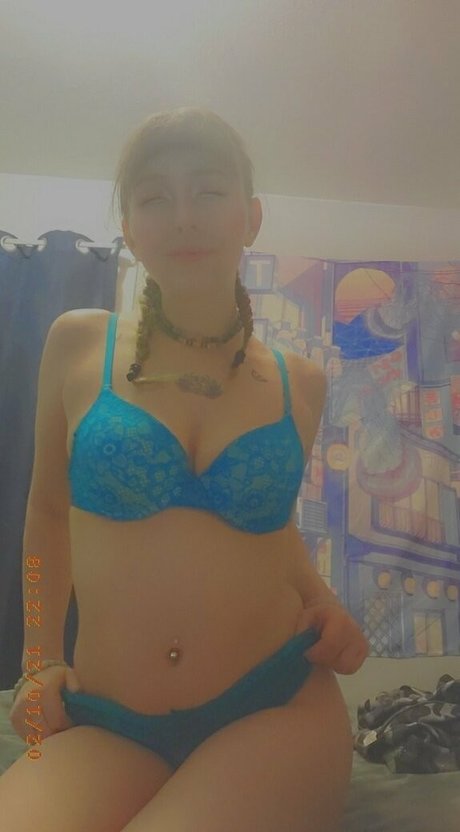 milf glasses onlyfans naked images