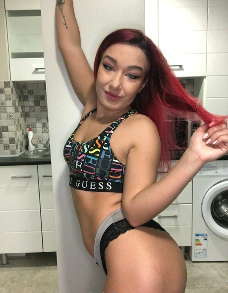 aubrey frost nice model photo