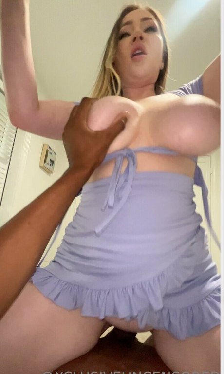 xclusiveuncensored model nude pics