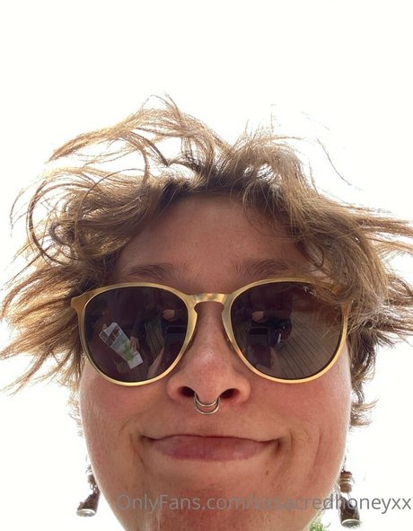 huge tits milf onlyfans beautiful nude photo