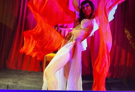 Emily Booth star sex photos