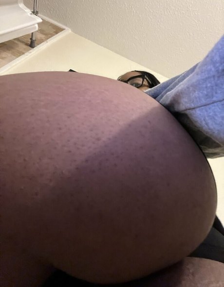 Iamdomtease model hot img