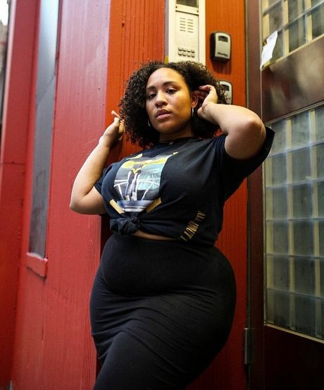 milf wife onlyfans hot sexy pictures