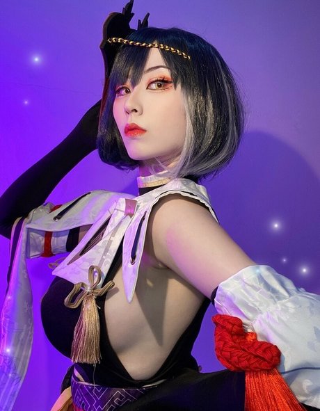 Larissa Rochefort high quality actress pics