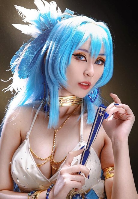 Larissa Rochefort model hot gallery