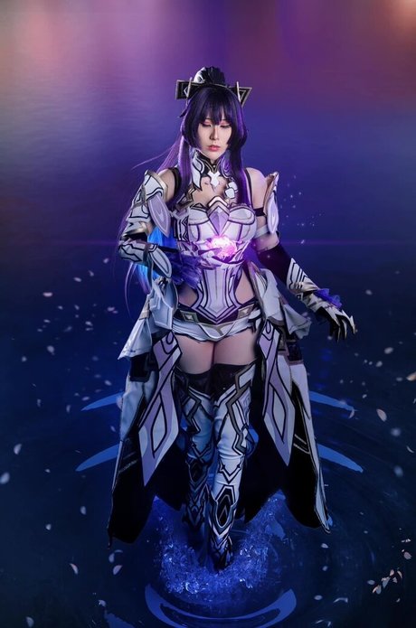 Larissa Rochefort art star img