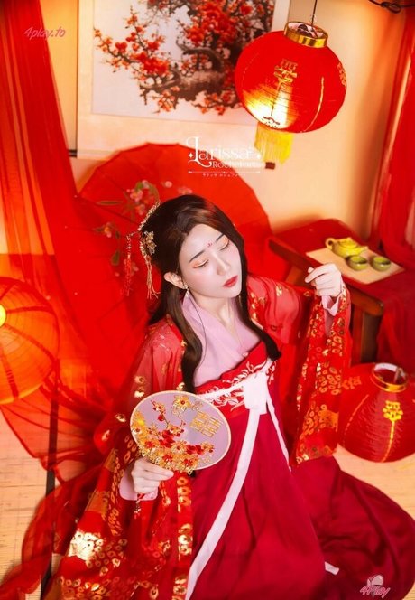 Larissa Rochefort star xxx pictures