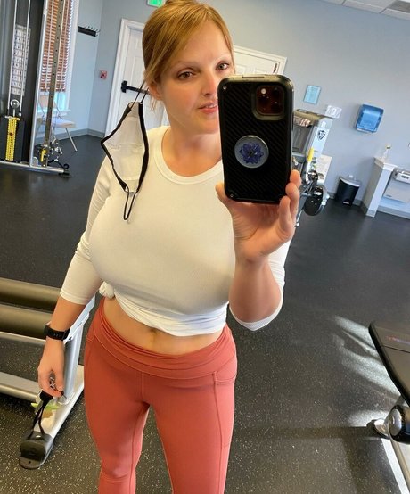 bikini fitness onlyfans pretty picture