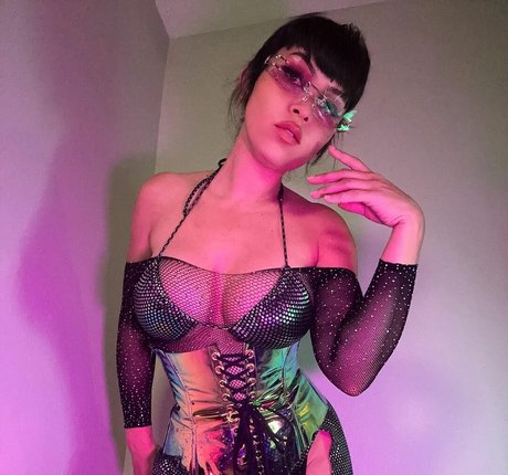 Pinksaltmoon high quality actress picture