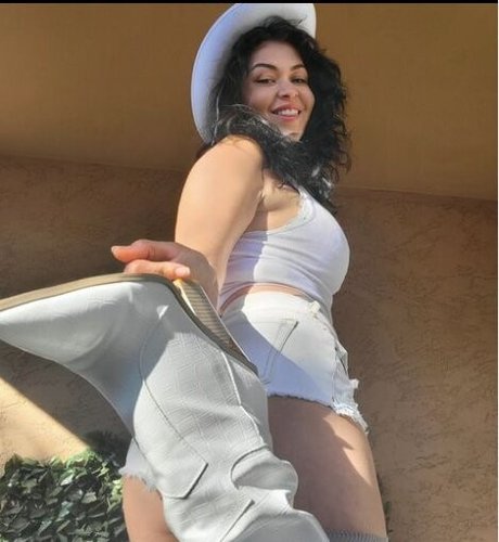 Pinksaltmoon nudes star photos