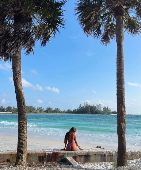 shemale fucks girl onlyfans best archive