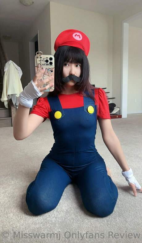 MissWarmJ model nude pictures