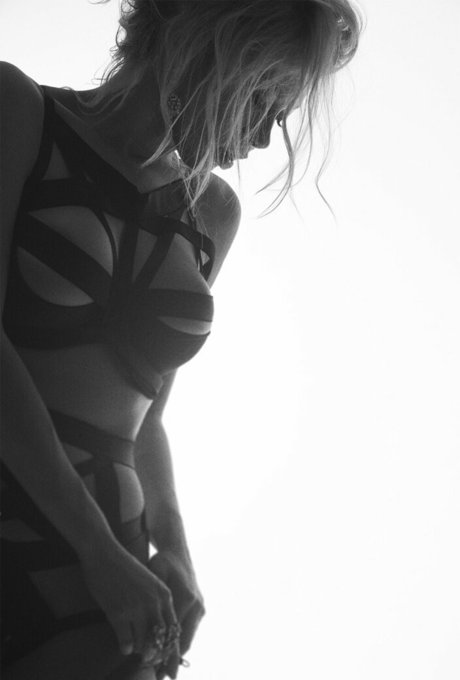 Polina Logunova star porn picture