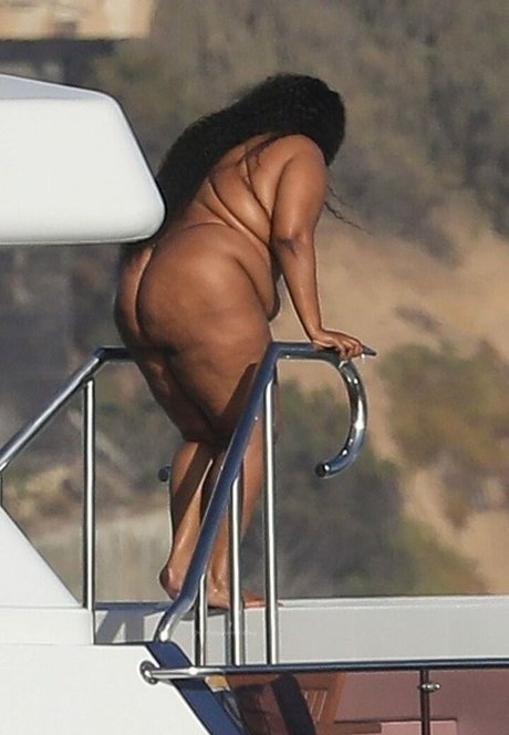 Lizzo star sexy pic