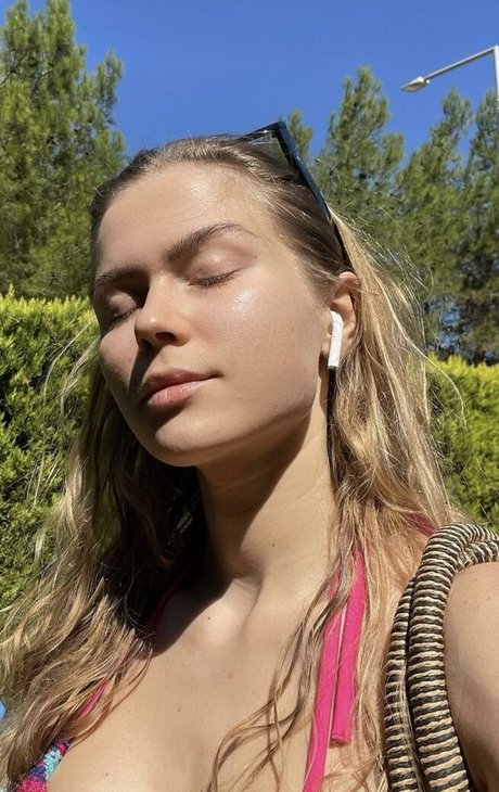 Lizi Asmr perfect model galleries