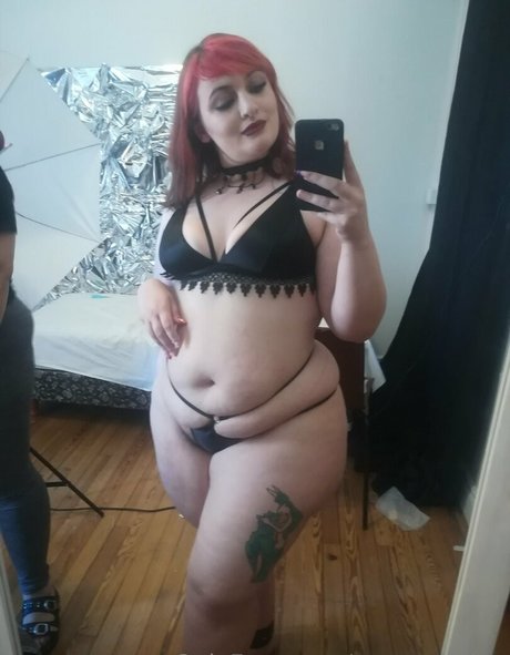 sweetybeluu hd pornstar picture