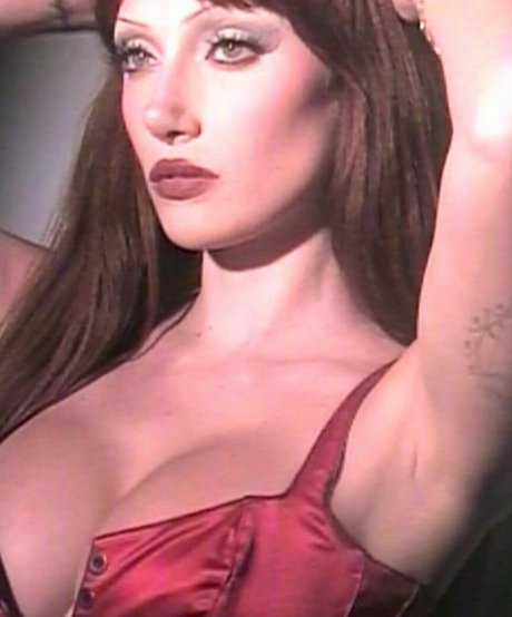 Olivia OBrien star high quality photo