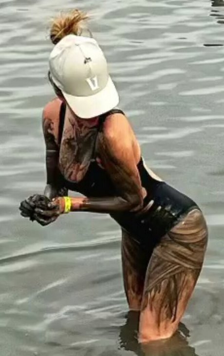 fingering pussy onlyfans adult archive