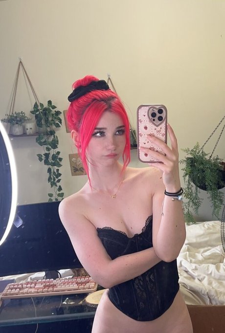 Danielle mercedie hot model archive