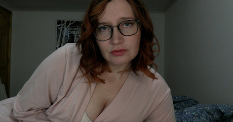 Bettie Bondage pornographic model img