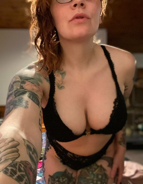 Bettie Bondage model archive