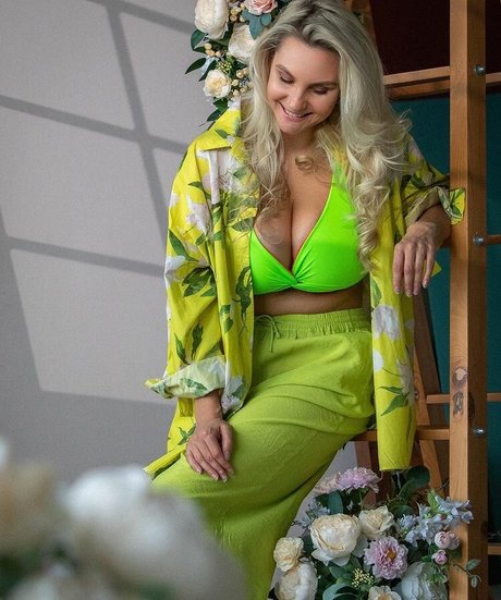 teen tits onlyfans best photo