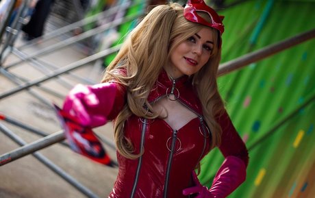 makeup artist onlyfans sexy photos