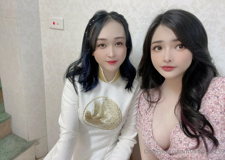 shemale handjob onlyfans art nude img