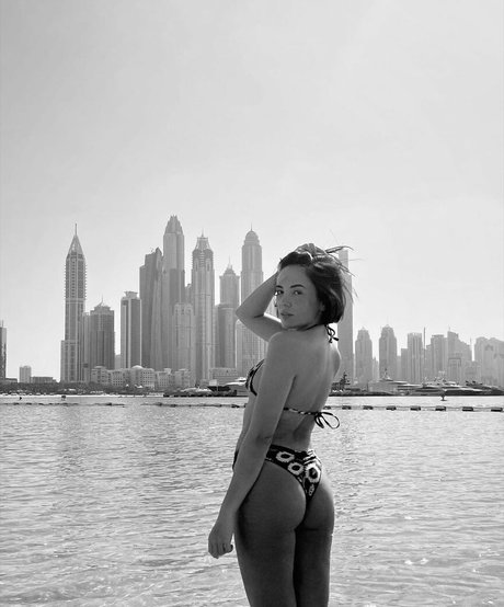 Agathe Auproux sex model gallery