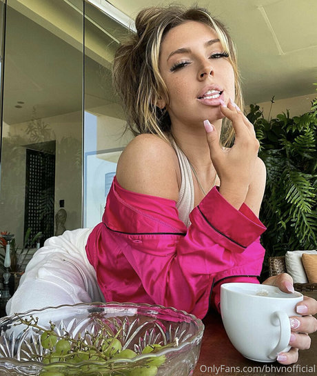bhvnofficial naked actress galleries