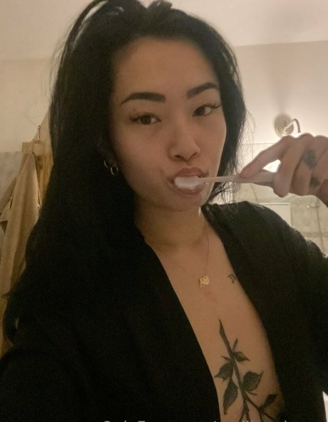 curvy shemale onlyfans adult image