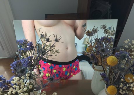 melthewhalefree pornstar sexy gallery