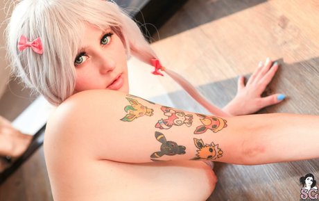 Momokoplay adult model gallery