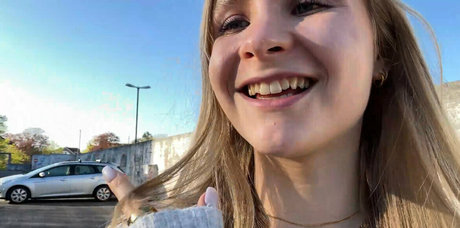 gini frech model beautiful pic