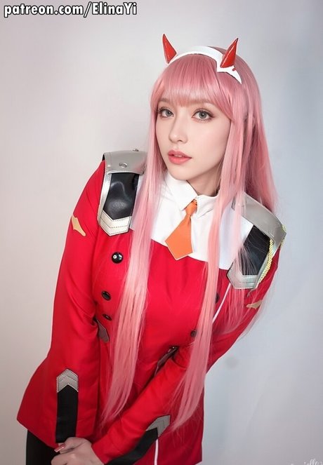 naked milf onlyfans erotic photo