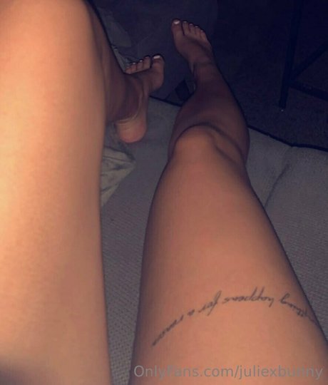 laraa hdr nude pornstar img